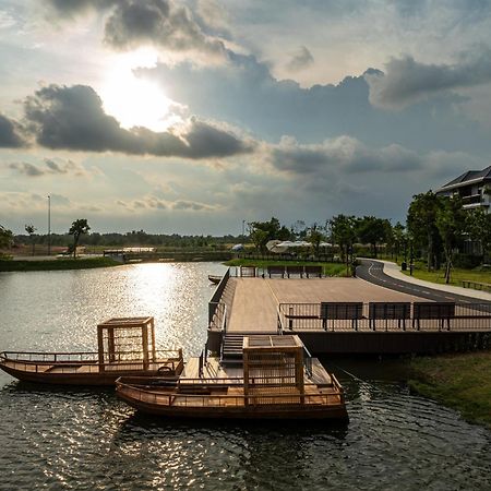 Villa The Bee - Du An Id Junction Long Thanh Buitenkant foto